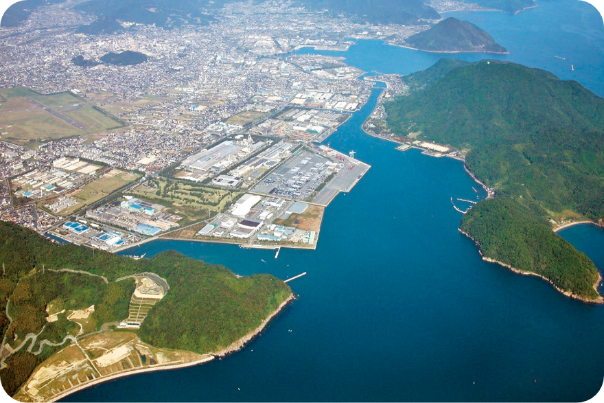 三田尻中関港の航空写真